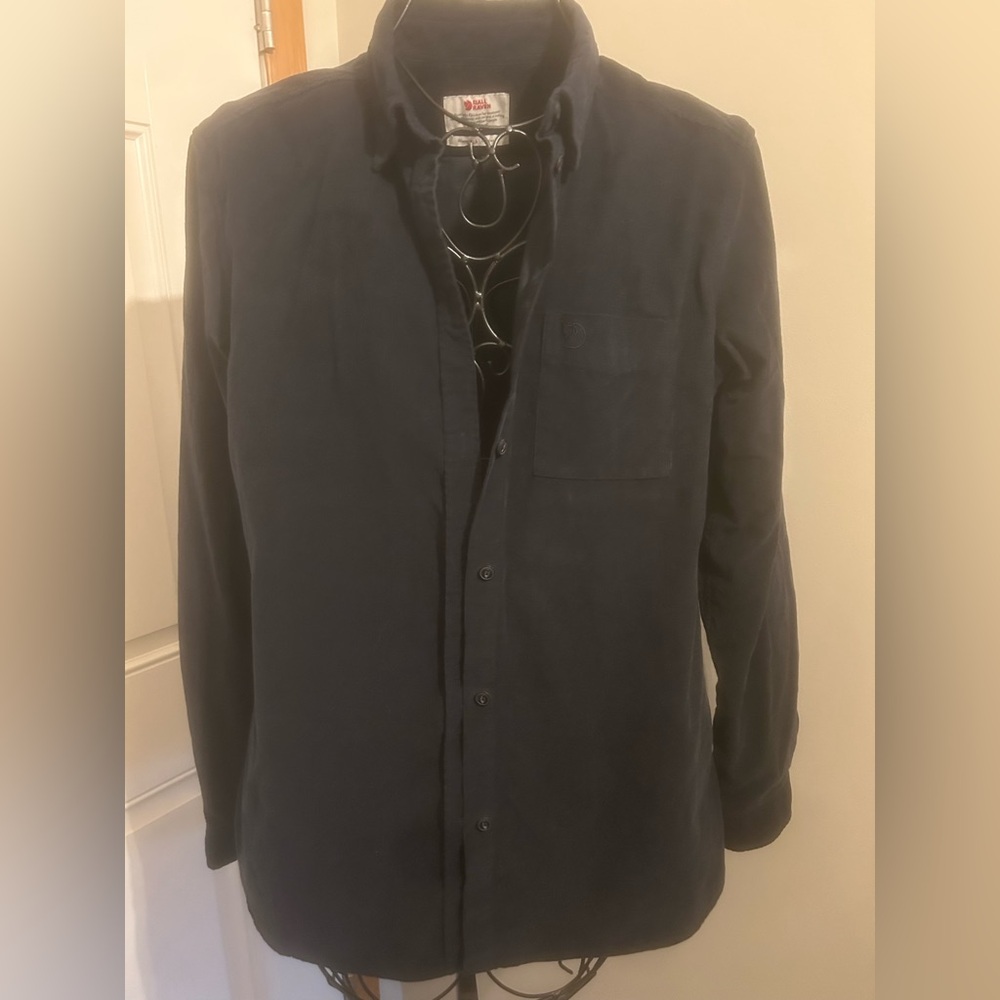 Fjall Raven corduroy button up shirt